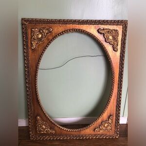 Antique Florentine Gilded Gold Picture Frame Oval Holds 15.25x11.25” Victorian